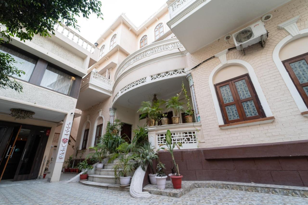 Shree Ganesha Palace Bed & Breakfast Varanasi Exterior photo