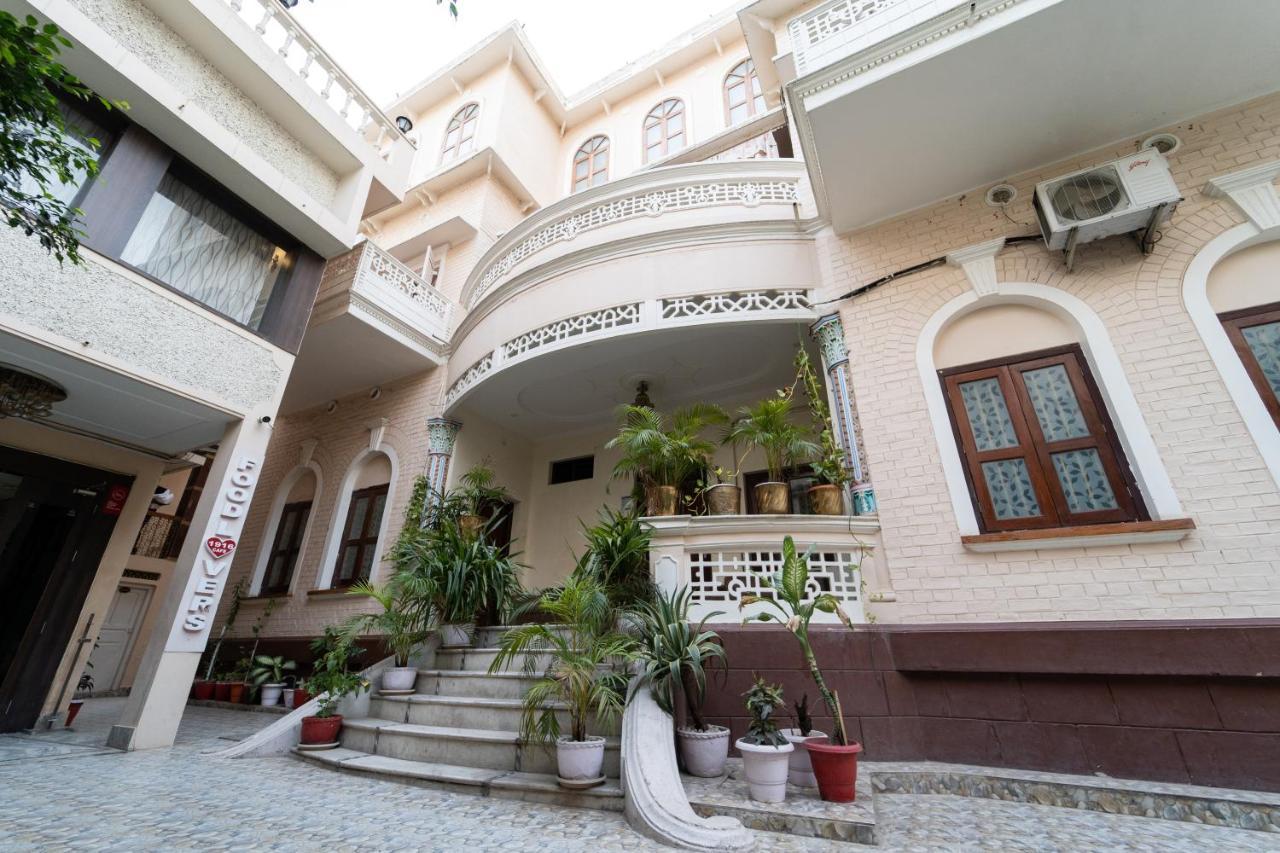 Shree Ganesha Palace Near Kashi Vishwanath Temple Varanasi Exterior photo